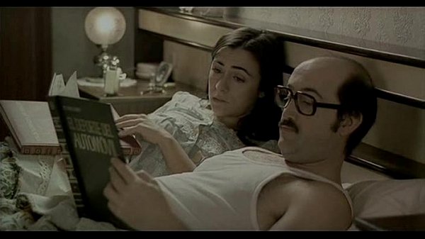 PADRE COMIÉNDOSE A LA ESPOSA DE SU HIJO